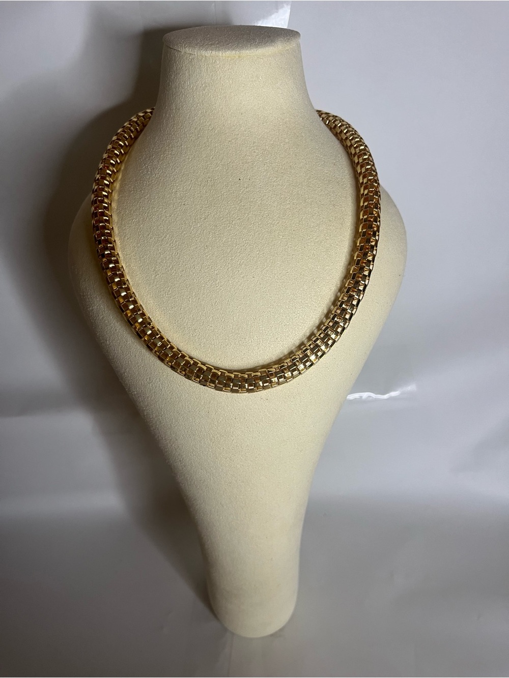 Classic Gold-Tone Basket Weave Necklace